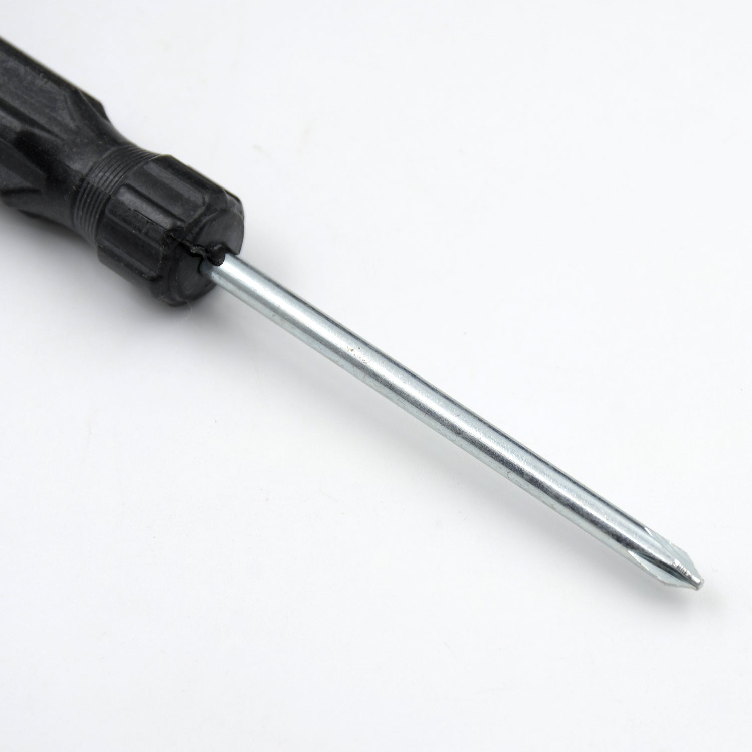 9381A Small Pocket Size Slotted Cross Head Flat Magnetic Screwdriver, Small Slotted Screwdriver Flat Head with Black Handle for Small Appliances (1 Pc) 9381A Small Pocket Size Slotted Cross Head Flat Magnetic Screwdriver, Small Slotted Screwdriver Flat Head with Black Handle for Small Appliances (1 Pc)